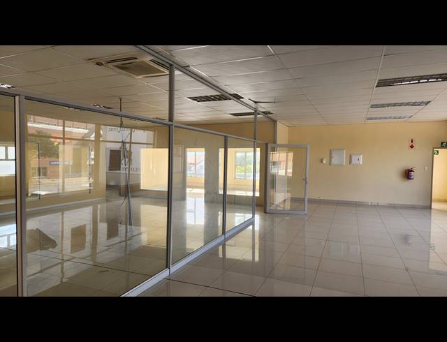 343M² OFFICE FOR SALE IN NELSPRUIT CENTRAL